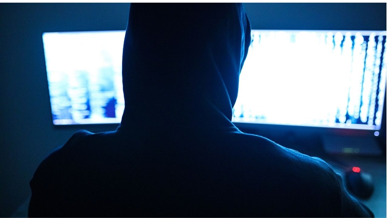 Cibercriminalidade e Teorias Criminológicas: Explicando as Novas Dinâmicas do Crime Digital